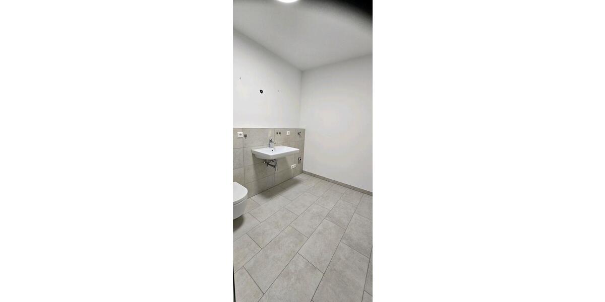 Erdgeschoßwohnung Bisingen - 3 Zimmer, 82 m&sup2;, 1.215&euro; | Angebot:24944984