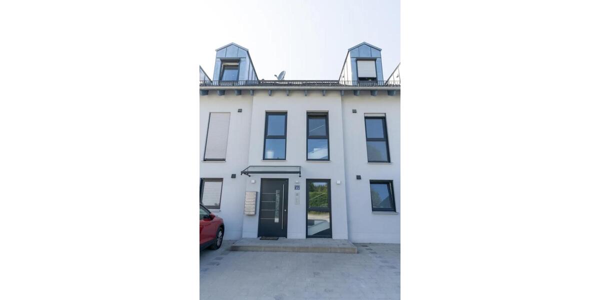 Dachgeschoßwohnung Forstinning - 2.5 Zimmer, 75 m&sup2;, 1.380&euro; | Angebot:24725387