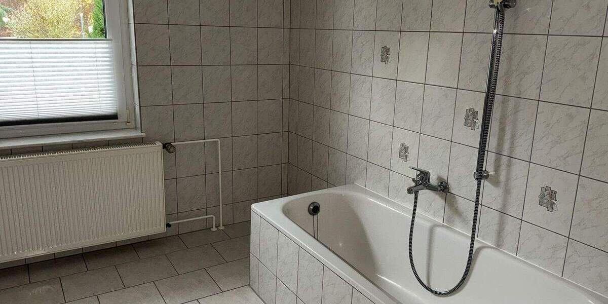 Wohnhaus zur Miete mit Garten in ruhiger Lage von Bad SalzungenWildprechtroda 5 zimmer