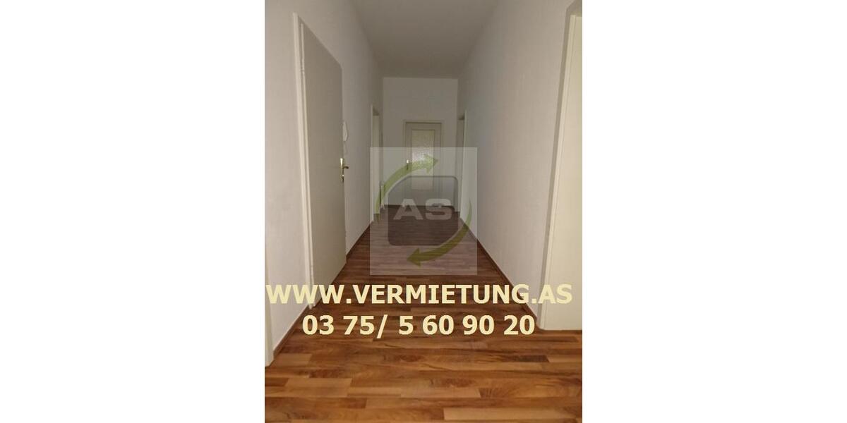 Etagenwohnung Zwickau - 5 Zimmer, 105 m&sup2;, 695&euro; | Angebot:26587847