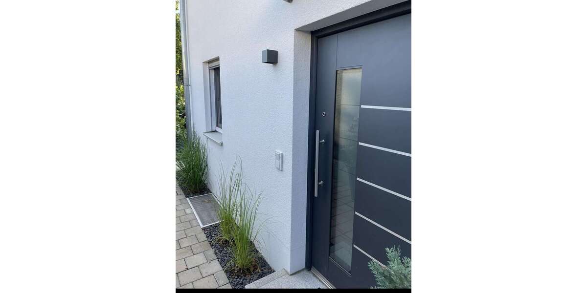 Einfamilienhaus Ingolstadt Südost - 5 Zimmer, 160 m&sup2;, 2.200&euro; | Angebot:26032763