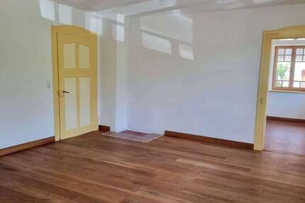 Wohnung Ollarzried - 3 Zimmer, 136 m&sup2;, 945&euro; | Angebot:27315760