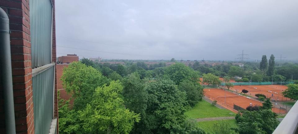 Renoviertes 2 Zimmer Apartment mit Küche, Balkon in Düsseldorf zimmer