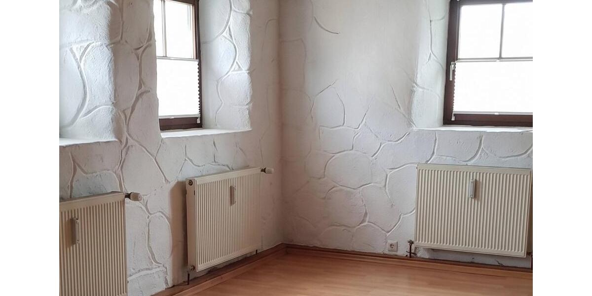 Erdgeschoßwohnung Bechhofen - 4 Zimmer, 145 m&sup2;, 760&euro; | Angebot:26496657