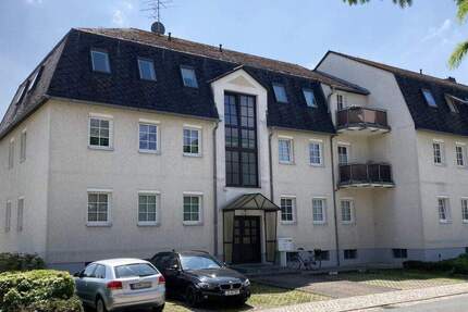 Fraureuth, schöne 3-Zimmer Dachgeschoßwohnung mit Balkon, Stellplatz optional 3 zimmer