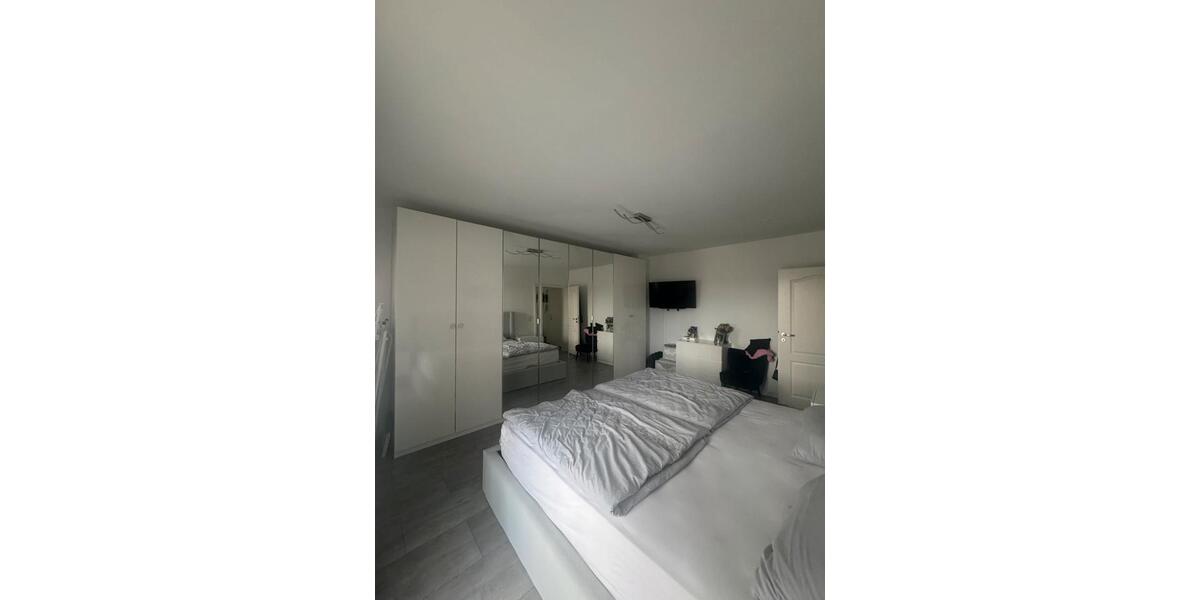 Sanierte 2 Zimmer Wohnung mit Balkon und Einbauküche 2 zimmer