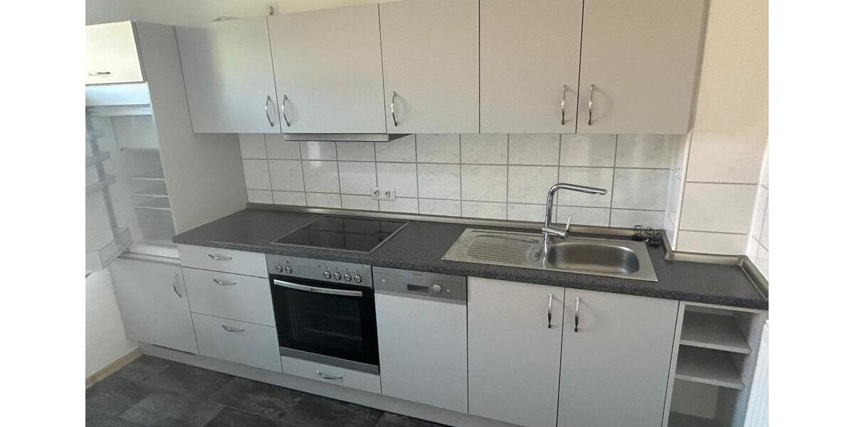 Etagenwohnung Celle - 3 Zimmer, 92 m&sup2;, 950&euro; | Angebot:26691302