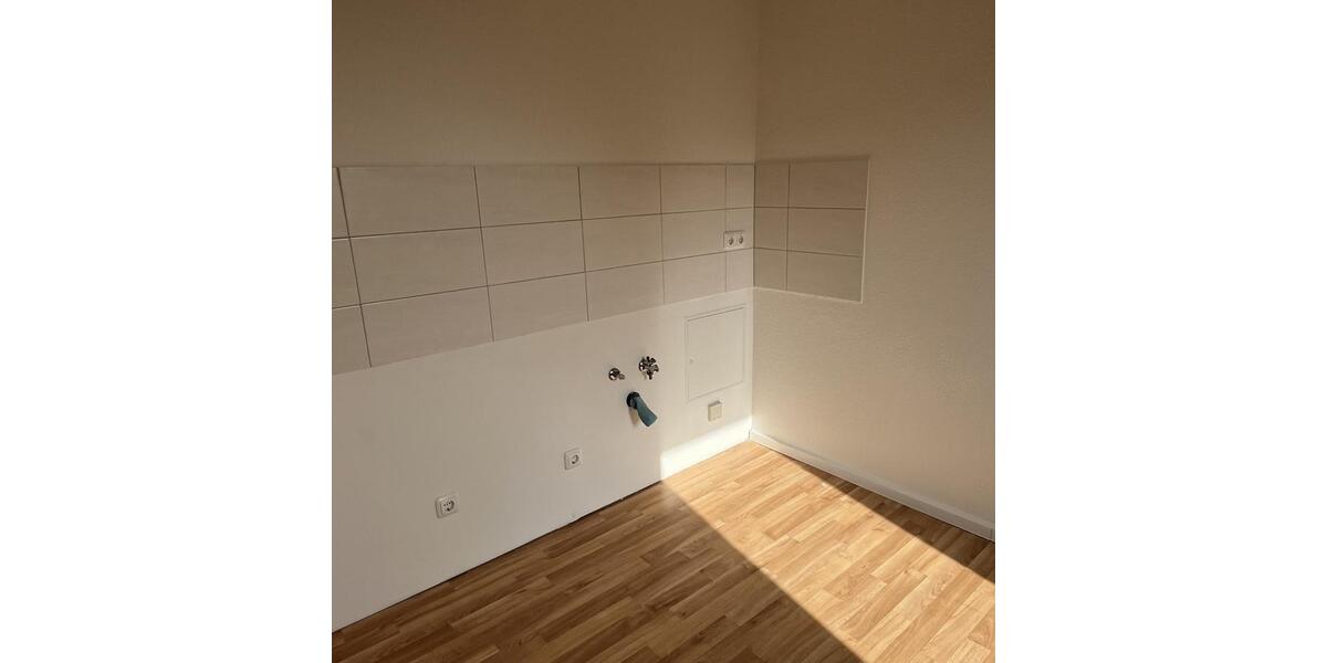 Erdgeschoßwohnung Güstrow - 3 Zimmer, 60 m&sup2;, 450&euro; | Angebot:25990349