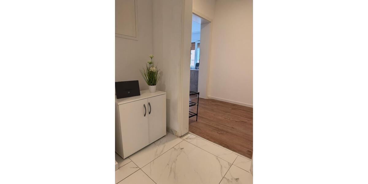 Wohnen auf Zeit Ludwigshafen am Rhein Ludwigshafen-Hemshof - 17 Zimmer, 85 m&sup2;, 600&euro; | Angebot:26632123