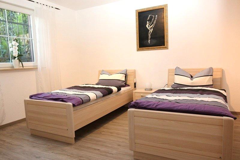 Wohnen auf Zeit Einhausen - 3 Zimmer, 68 m&sup2;, 24&euro; | Angebot:26347997