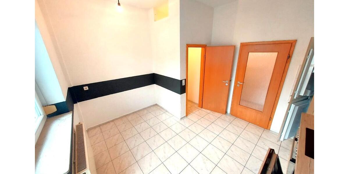 Erdgeschoßwohnung Oettingen in Bayern - 4 Zimmer, 85 m&sup2;, 755&euro; | Angebot:26006535