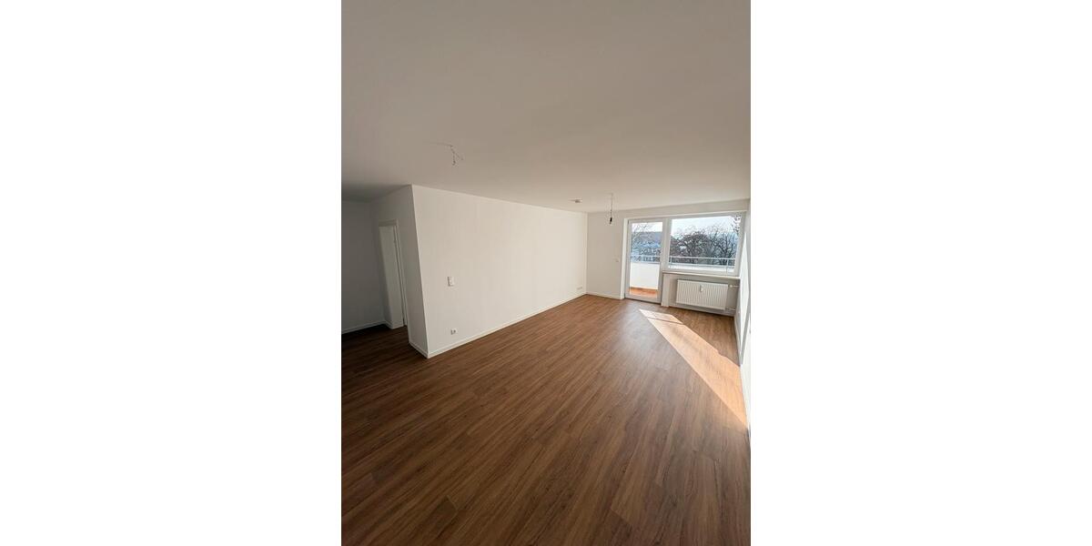 Etagenwohnung Burghausen - 3 Zimmer, 70 m&sup2;, 990&euro; | Angebot:24754012
