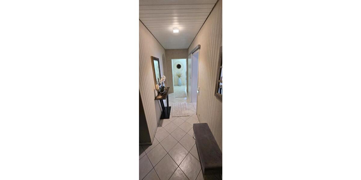 Etagenwohnung Wendlingen am Neckar - 4 Zimmer, 90 m&sup2;, 1.150&euro; | Angebot:25047375