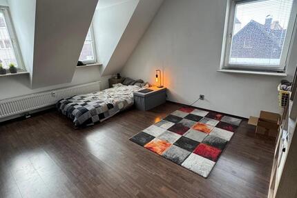 Freies WG-Zimmer in 3er Männer-WG
