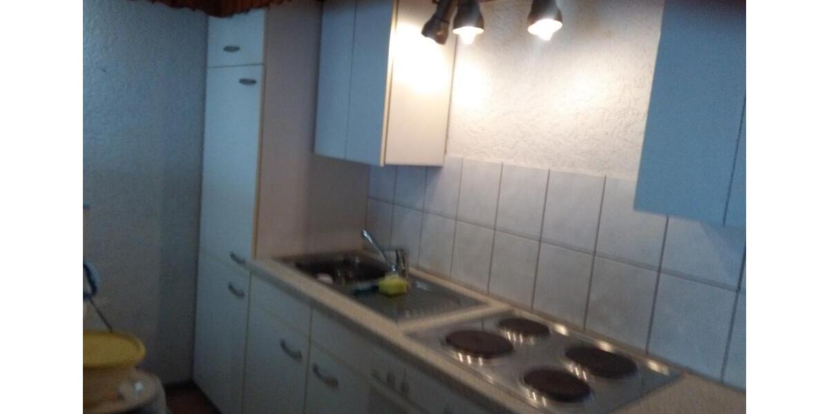 Etagenwohnung Weiding - 1 Zimmer, 31 m&sup2;, 240&euro; | Angebot:26532725
