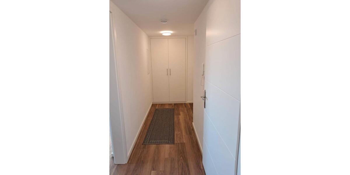 Dachgeschoßwohnung Duisburg Hamborn - 2 Zimmer, 82 m&sup2;, 758&euro; | Angebot:26562111
