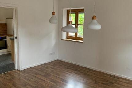 4-Zimmer Wohnung Haushälfte in MettenBerg zu vermieten