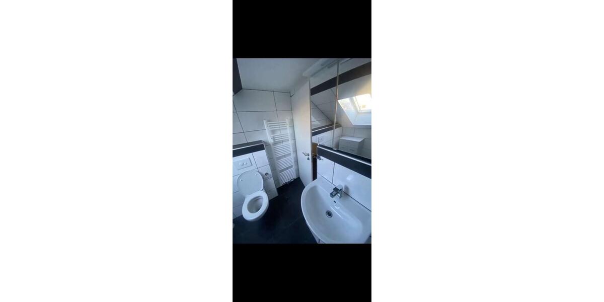 Dachgeschoßwohnung Dortmund Brackel - 1 Zimmer, 20 m&sup2;, 410&euro; | Angebot:24655517