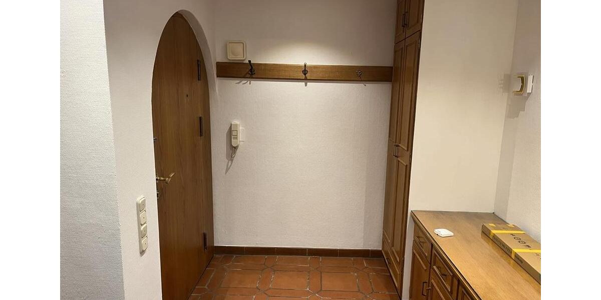 Doppelhaushälfte Gräfelfing - 7 Zimmer, 210 m&sup2;, 4.995&euro; | Angebot:23216909