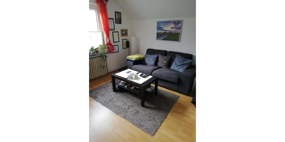 Dachgeschoßwohnung Leer (Ostfriesland) - 2 Zimmer, 40 m&sup2;, 420&euro; | Angebot:25171226