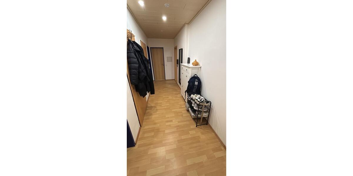 Etagenwohnung Saarbrücken West - 3 Zimmer, 88 m&sup2;, 630&euro; | Angebot:26535502