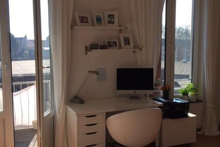 Großes, modernes 1 Zimmer Appartement m. Balkon in Köln Raderberg