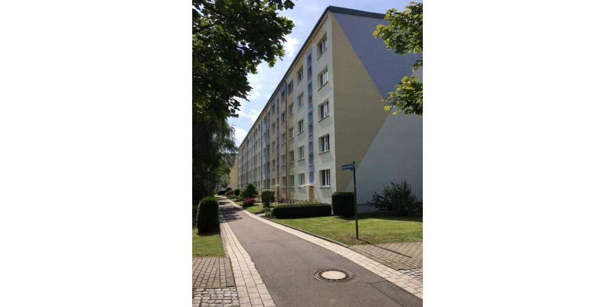 2-Raum-Wohnung mit Einbauküchen in Neukieritzsch 319€ KM 2 zimmer