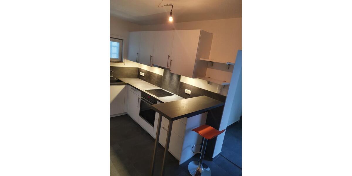 Hochparterre Wiesbaden Nordost - 3 Zimmer, 84 m&sup2;, 1.260&euro; | Angebot:24850707