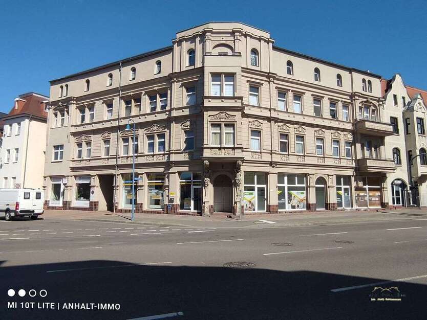 Wohnung zum Mieten in Bitterfeld 295 € 49.28 m²