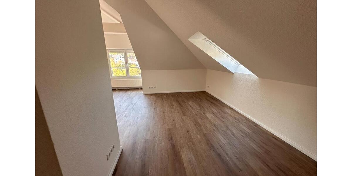 Dachgeschoßwohnung Ennepetal - 1.5 Zimmer, 54 m&sup2;, 499&euro; | Angebot:26366540