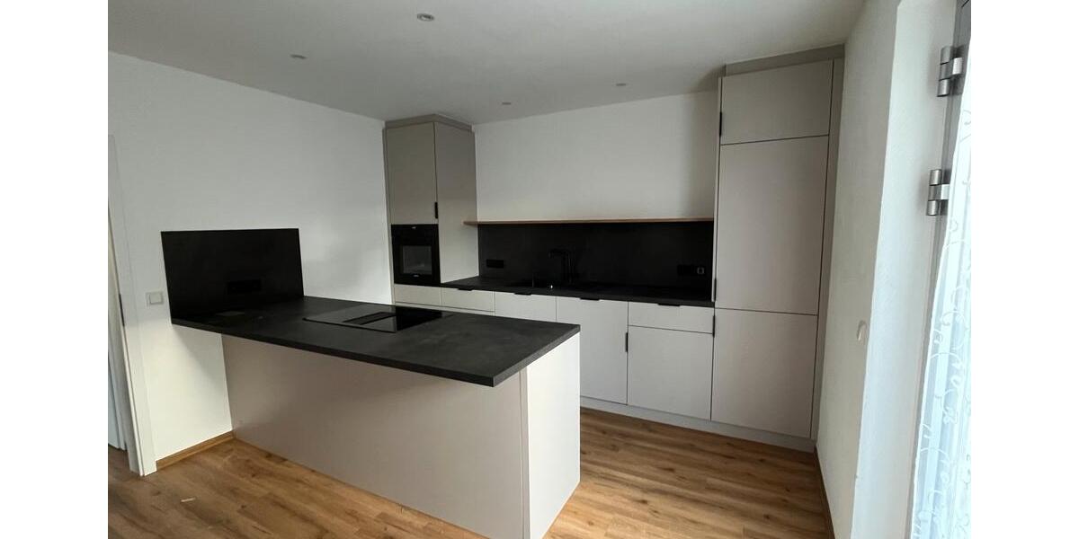 Einfamilienhaus Homburg - 6 Zimmer, 165 m&sup2;, 1.650&euro; | Angebot:26197277