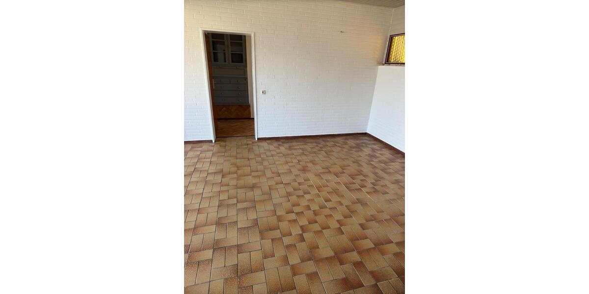 Erdgeschoßwohnung Pronstorf - 4 Zimmer, 100 m&sup2;, 1.150&euro; | Angebot:25901407