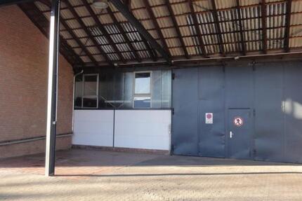 Halle + Lager + Werkstatt mit Büro in Wolfsburg-Ehmen zimmer