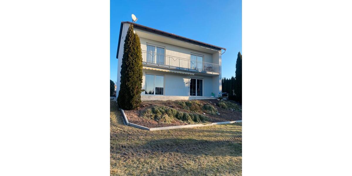 Einfamilienhaus Buchdorf - 5 Zimmer, 130 m&sup2;, 1.250&euro; | Angebot:25204852