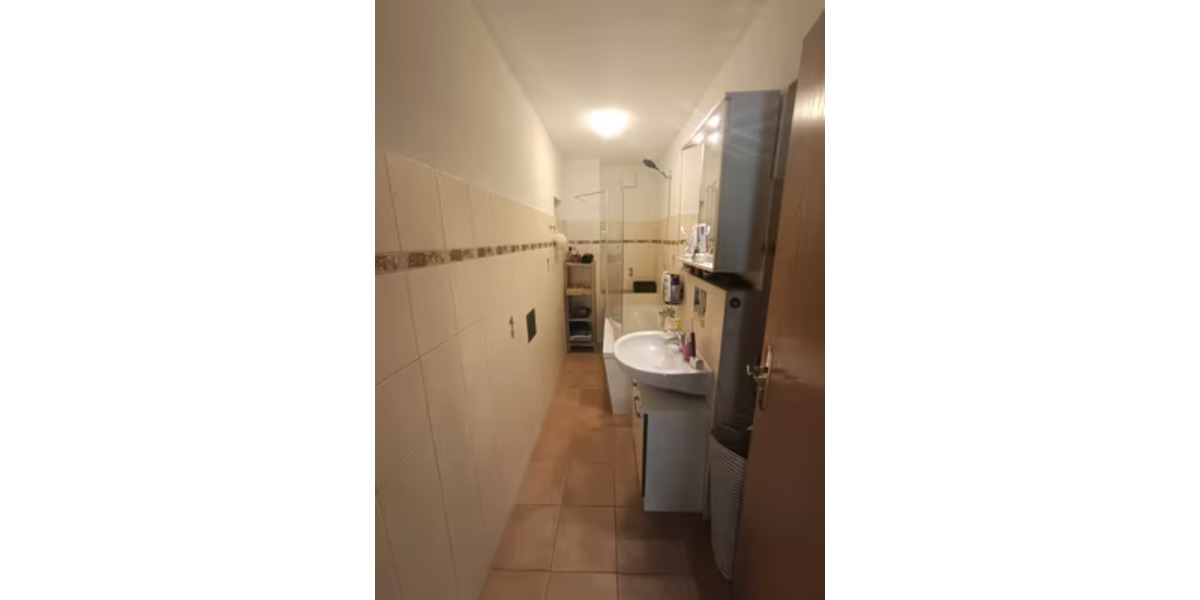 Erdgeschoßwohnung Werdau - 3 Zimmer, 81 m&sup2;, 552&euro; | Angebot:24361434