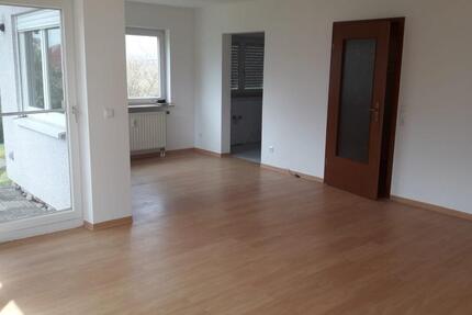 Wohnung Niedernhall - 3 Zimmer, 90 m&sup2;, 790&euro; | Angebot:24616497