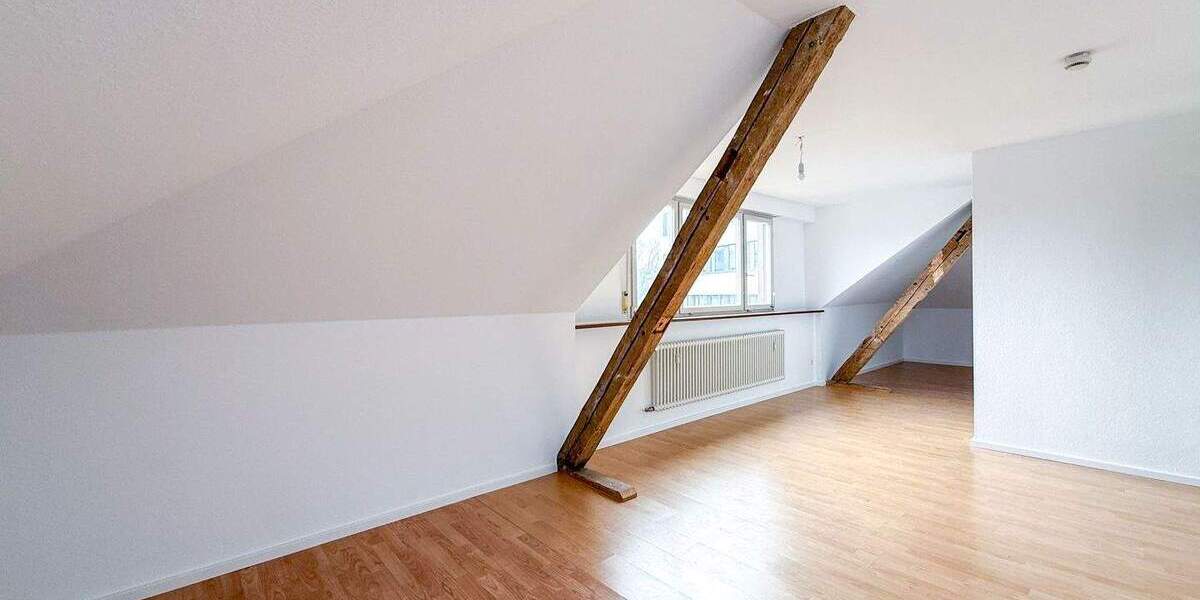 Etagenwohnung Konstanz Altstadt - 5 Zimmer, 100 m&sup2;, 1.650&euro; | Angebot:24875019