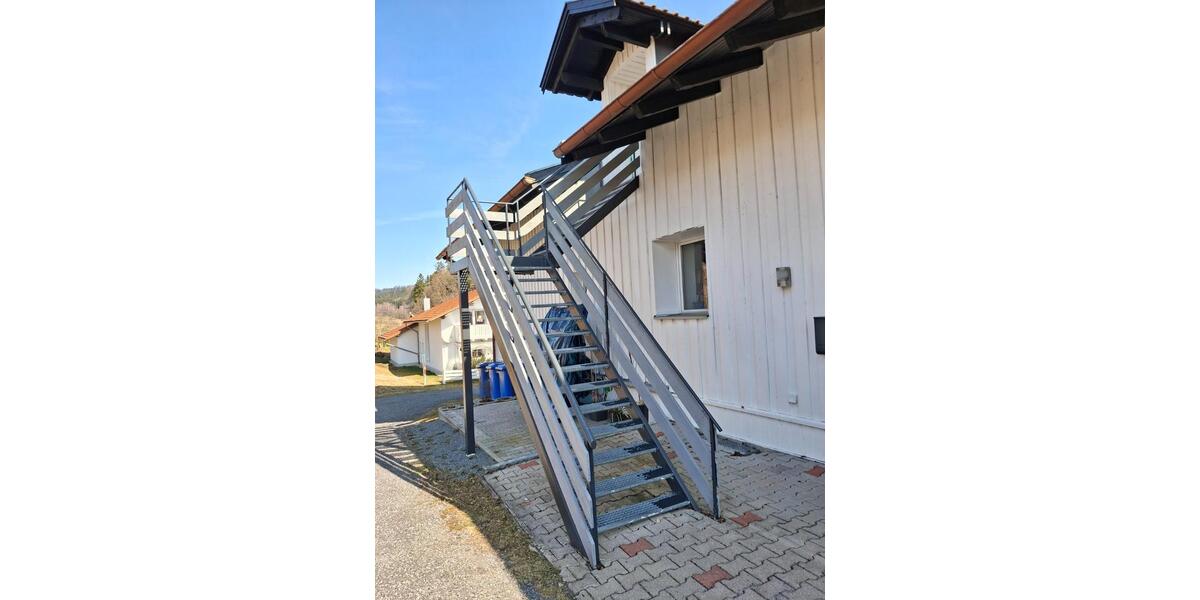 Dachgeschoßwohnung Eppenschlag - 1 Zimmer, 33 m&sup2;, 245&euro; | Angebot:25932593