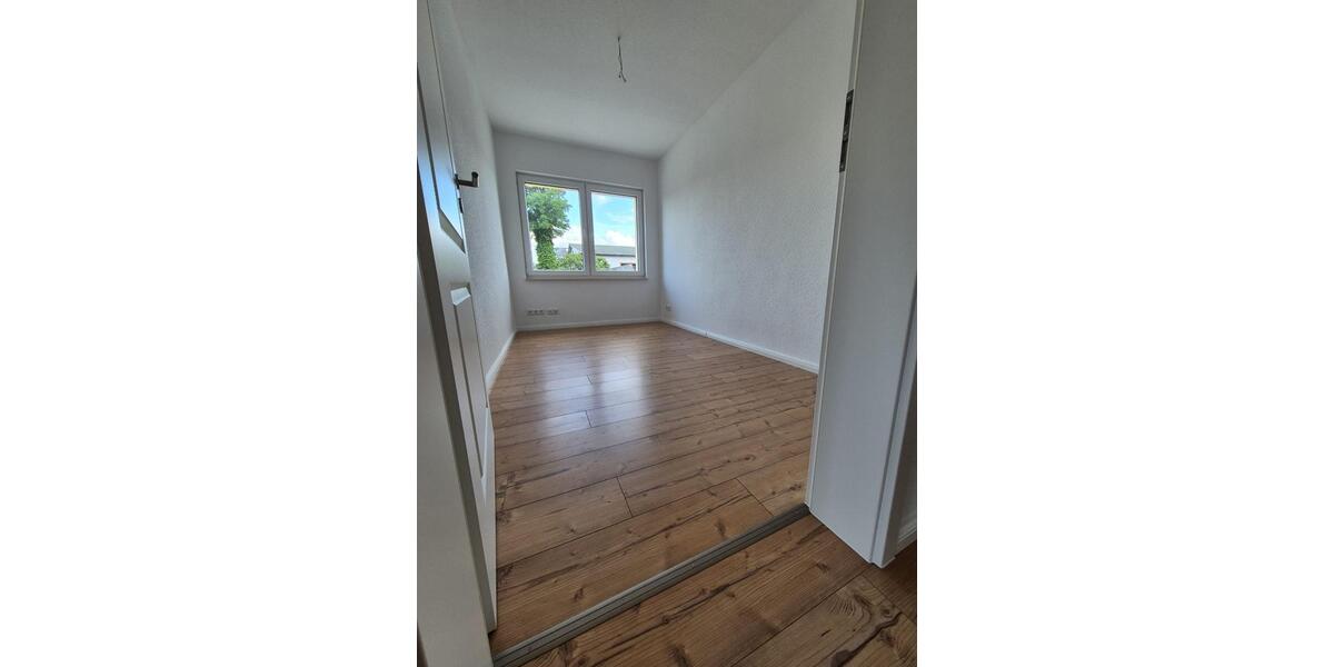 Etagenwohnung Neuburg - 4 Zimmer, 108 m&sup2;, 1.299&euro; | Angebot:26034234