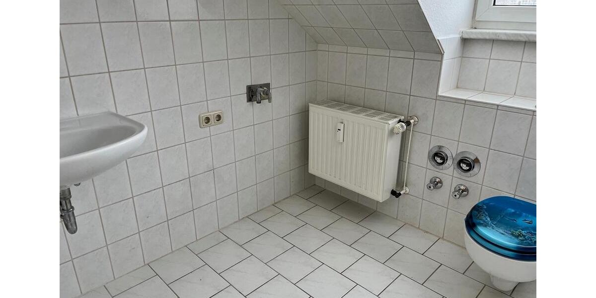 Etagenwohnung Oelsnitz (Vogtland) - 2 Zimmer, 49 m&sup2;, 284&euro; | Angebot:24663736