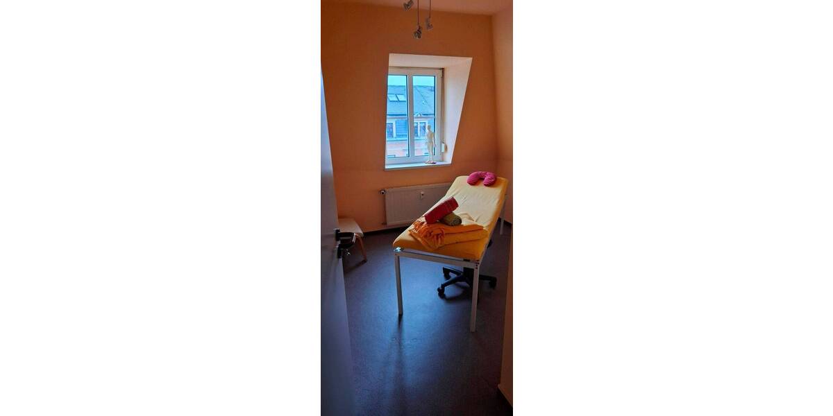 Gewerbeobjekt Dresden Mickten - 3 Zimmer, 69 m&sup2;, 560&euro; | Angebot:26207281