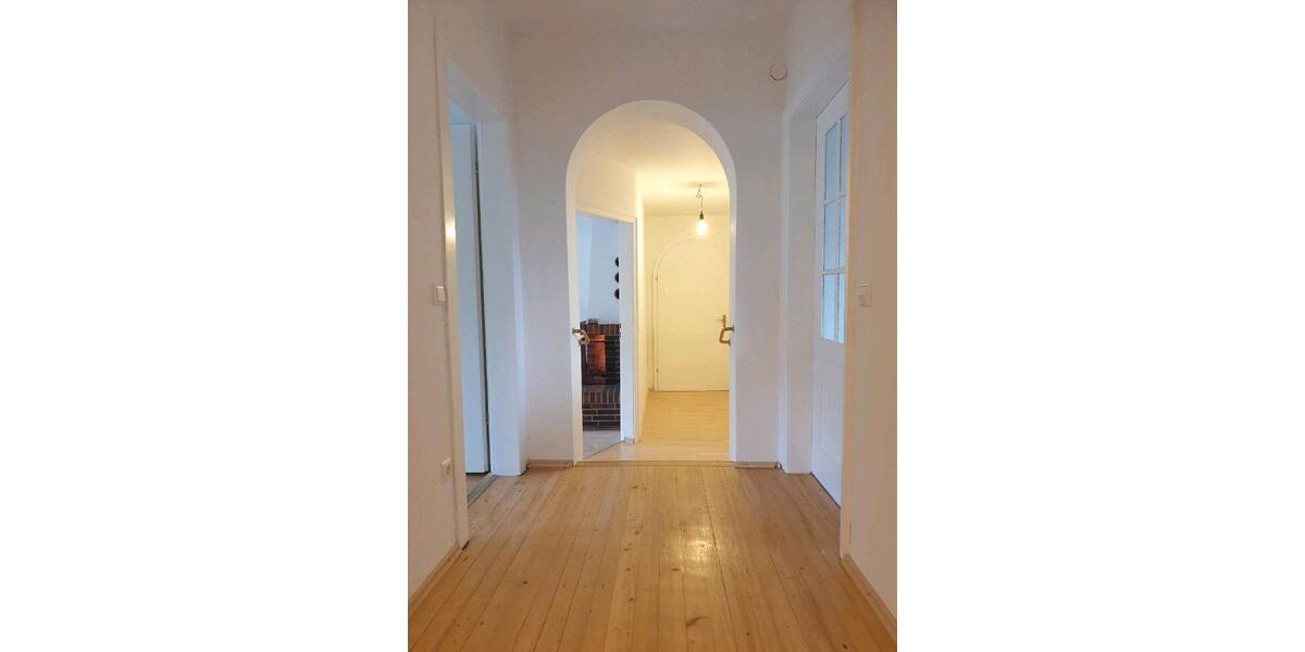 Etagenwohnung Bühl - 4.5 Zimmer, 138 m&sup2;, 1.420&euro; | Angebot:26645504
