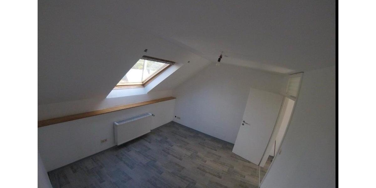 Dachgeschoßwohnung Rehlingen-Siersburg Siersburg - 2 Zimmer, 75 m&sup2;, 530&euro; | Angebot:24767630
