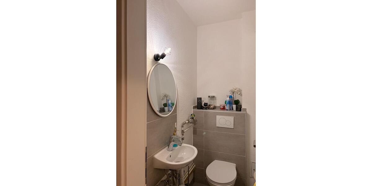 Etagenwohnung Kassel - 3 Zimmer, 89 m&sup2;, 850&euro; | Angebot:25055622