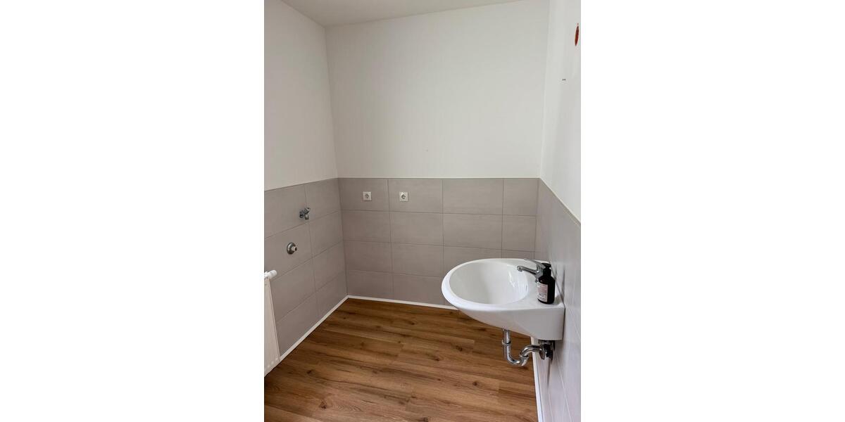 Etagenwohnung Hildburghausen - 3 Zimmer, 60 m&sup2;, 500&euro; | Angebot:26230967