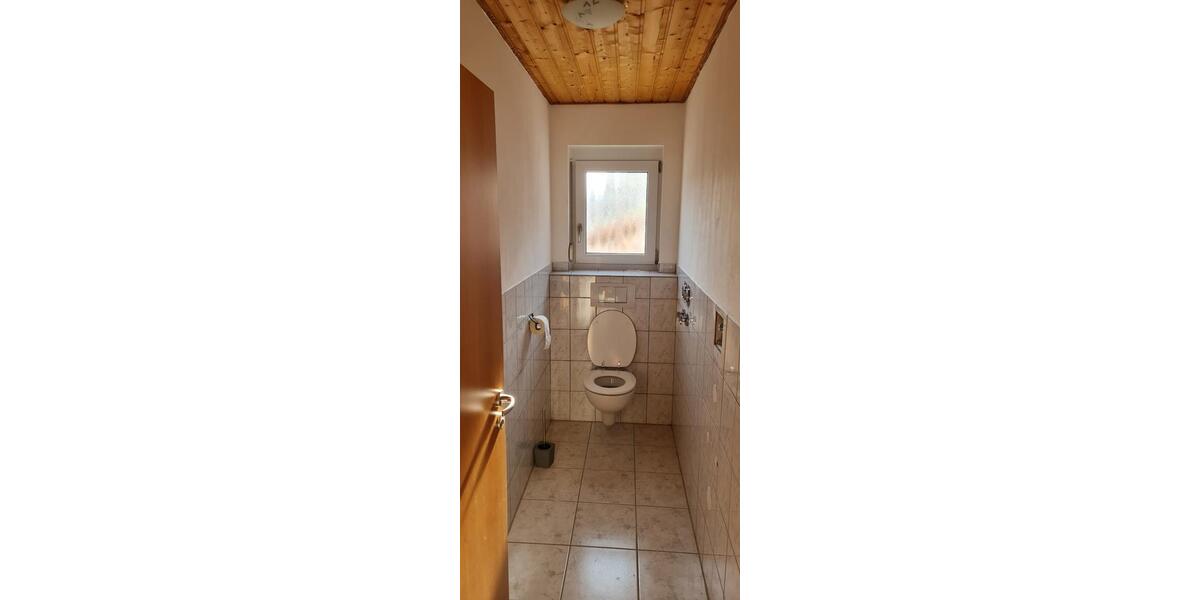 Dachgeschoßwohnung Geislingen an der Steige - 3.5 Zimmer, 102 m&sup2;, 980&euro; | Angebot:24630717