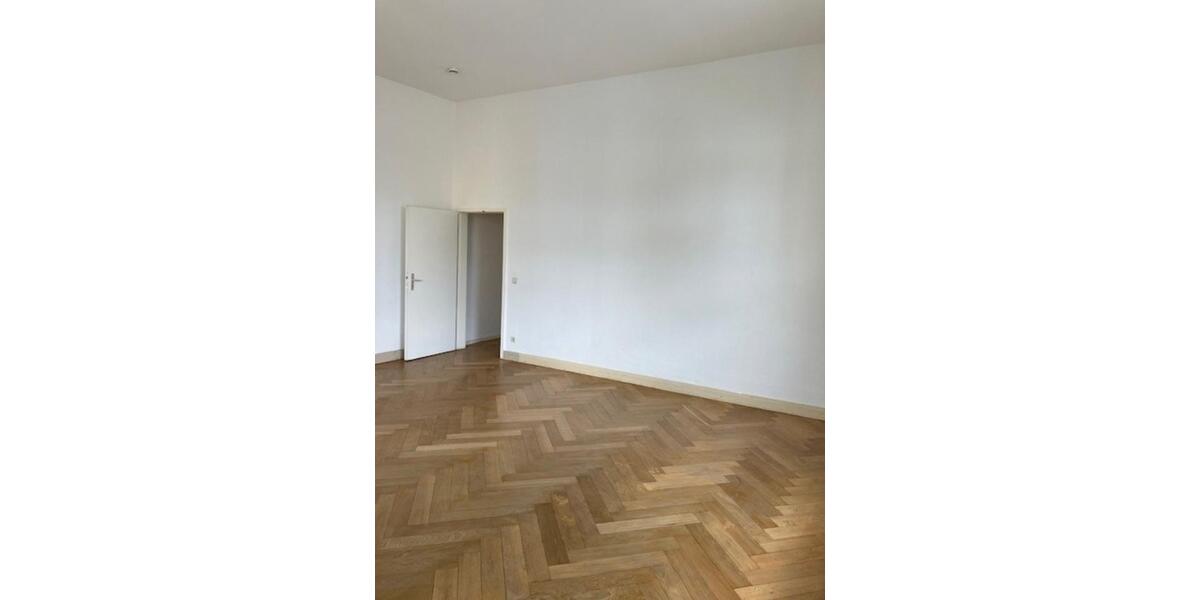 Etagenwohnung Blankenburg (Harz) - 3 Zimmer, 126 m&sup2;, 670&euro; | Angebot:21395487