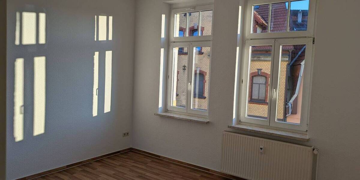 Etagenwohnung Kahla - 3 Zimmer, 86 m&sup2;, 645&euro; | Angebot:26261299