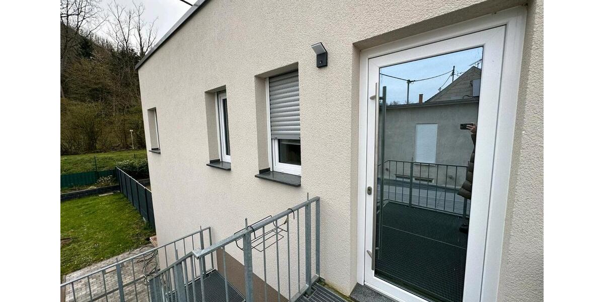 Moderne hochwertige Wohnung mit Garten, Stellpl. optional Garage 3 zimmer