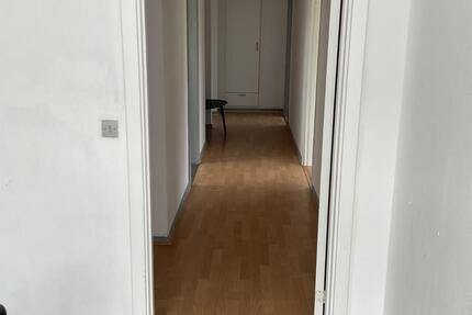 Wohnung Flensburg Altstadt - 4 Zimmer, 130 m&sup2;, 750&euro; | Angebot:26384560